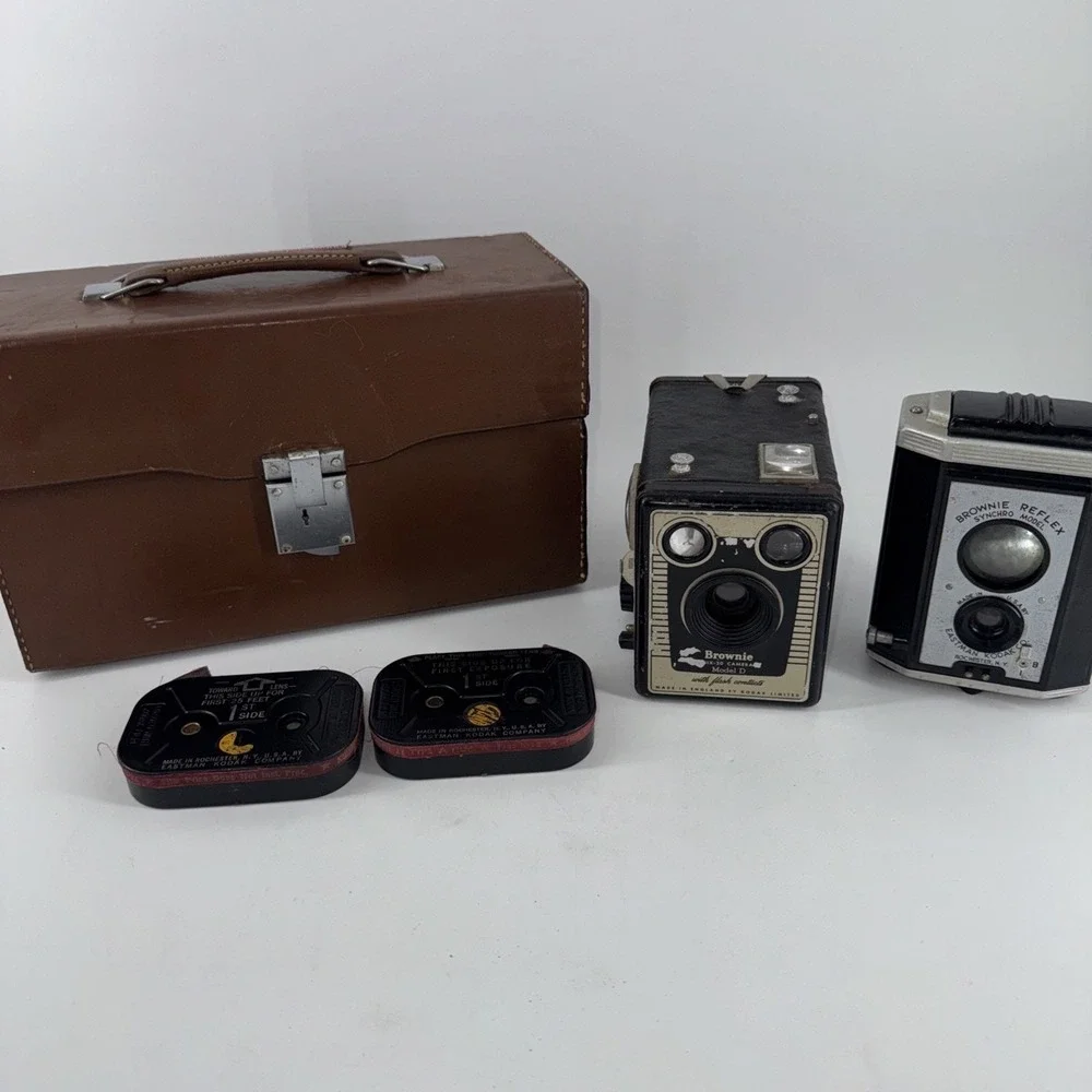 Antique Cameras Lot Of 2 Brownie Reflex Synchro & Six-20 w/Film